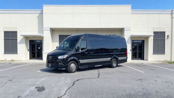 mesa 15 passenger sprinter van